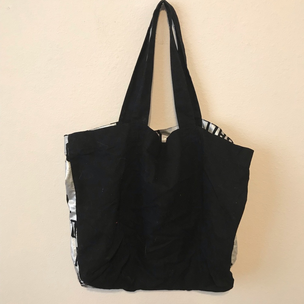 Tote - Picture 3 of 4